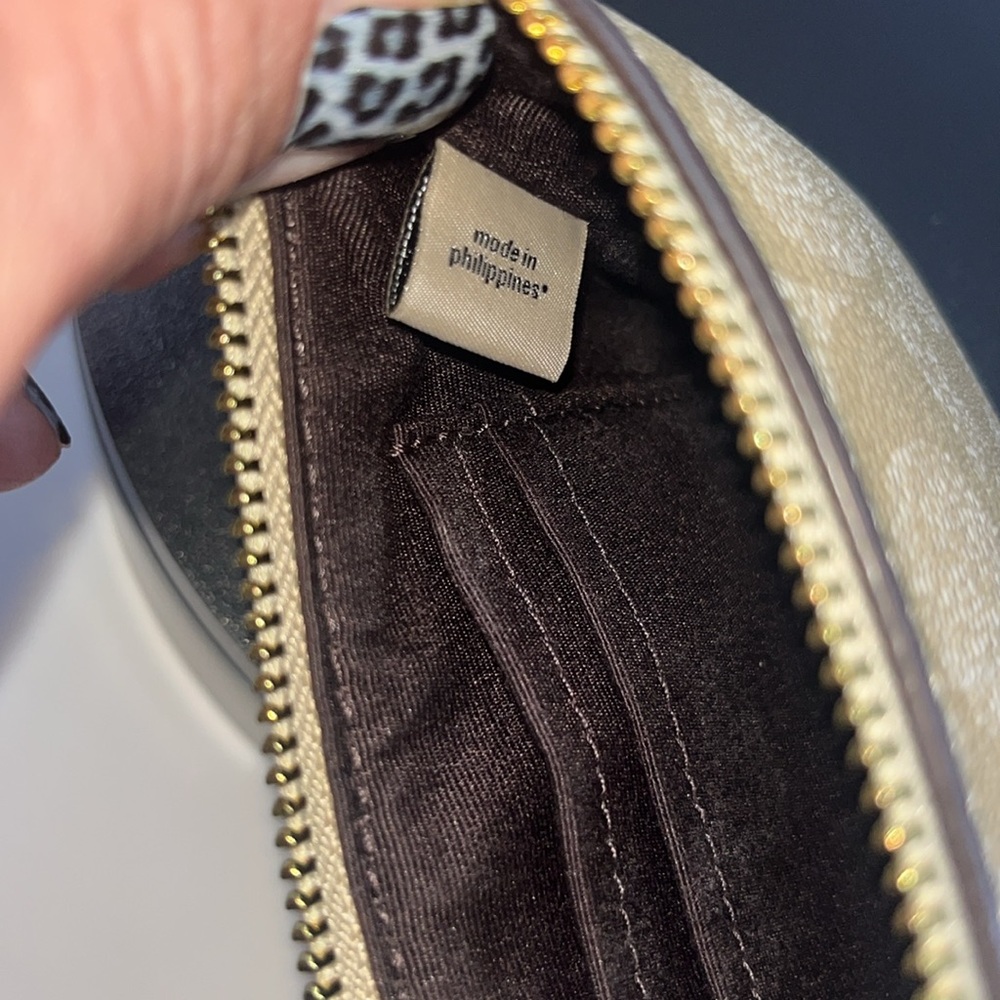 Authentic Coach Wristlet - Picture 6 of 8